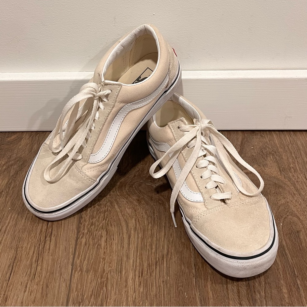 Vans Creme Suede Old Skool Sneakers - Picture 1 of 13